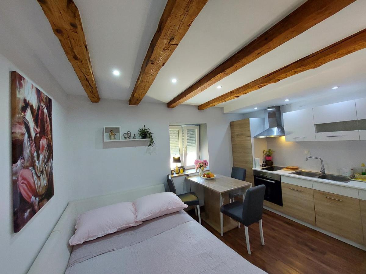 זאדאר Mexicana Apartment Pink מראה חיצוני תמונה
